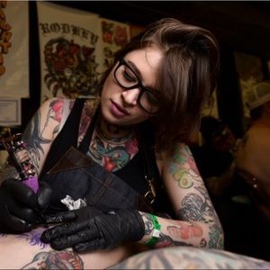 Meet your Posher, Emily